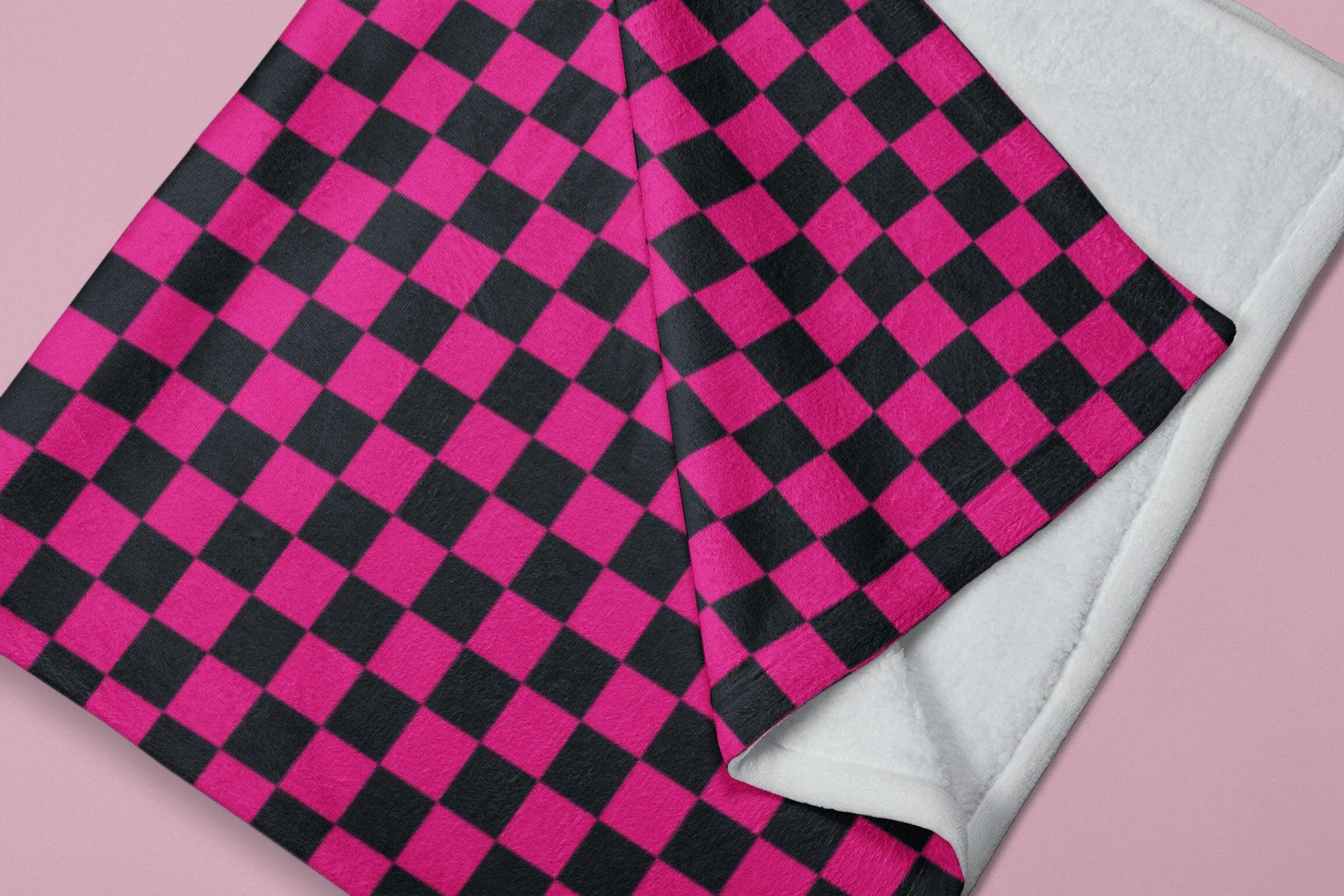 Chess Board Inspired Check Pattern Hot Pink Soft Fluffy Velvet Flannel Fleece Throw Blanket