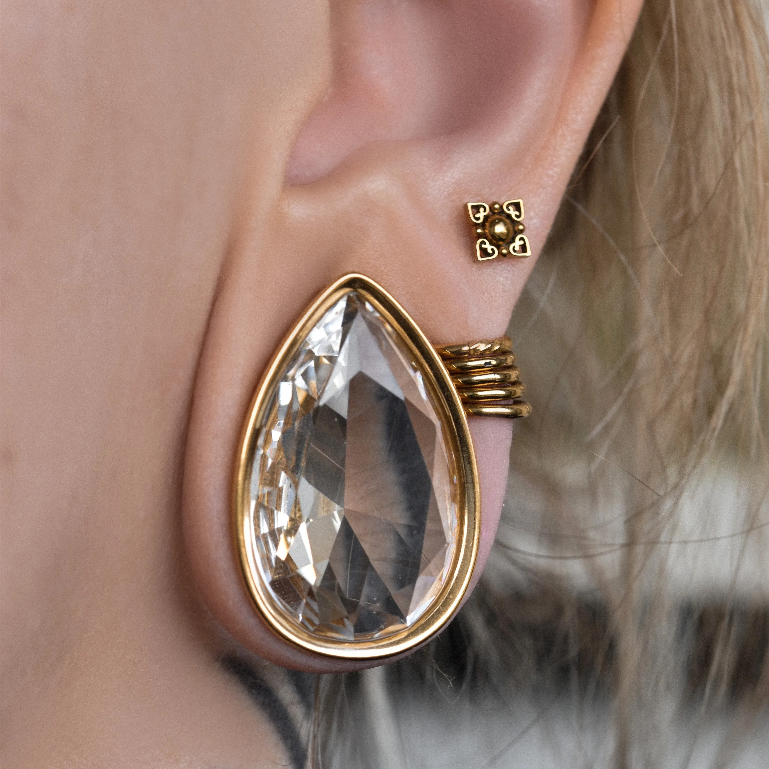 Golden Teardrop Crystal Tunnels